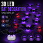 🦇 50% RABATT NU! Halloween 3D Bat LED Wall Light Decor – realistiska fladdermöss i flera storlekar, med lila LED-lampor – perfekt för väggar, dörrar och fönster 👻✨