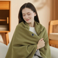 🧣 50% RABATT NU! ✨ Bärbar uppvärmd filt-sjal med dragkedja – snabbvärme, USB & mjuk fleece – perfekt för kalla dagar hemma, på kontoret och resan ☁️