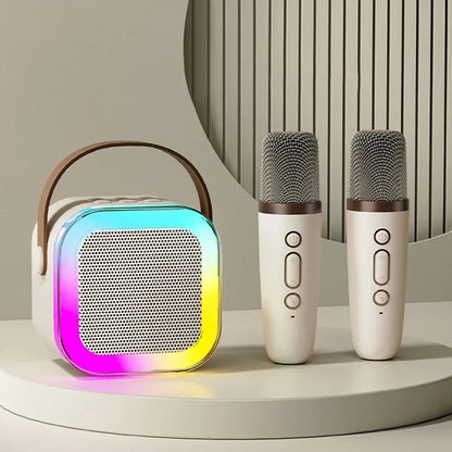 🎤 50% RABATT NU! 🎶 Mini karaoke-enhet för barn med 2 trådlösa mikrofoner – klar ljud, Bluetooth & 5 röstförändringar – perfekt för kalas, familjekvällar och resor ✨