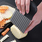 🔪 50% RABATT NU! Potatiskniv i korrugerat rostfritt stål – vågformad bladdesign, ergonomiskt handtag & mångsidig användning – perfekt för grönsaker, frukt och matlagning 🥔✨