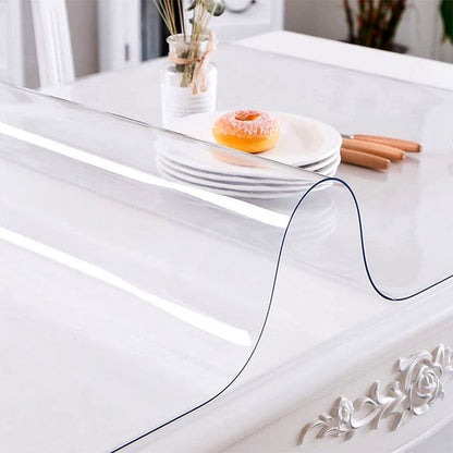 🧽 50% RABATT NU! PVC-bordsunderlägg i klar tjock kvalitet – vattentåligt, oljetåligt & lätt att torka av – perfekt för matbord, skrivbord och bänkskivor ✨