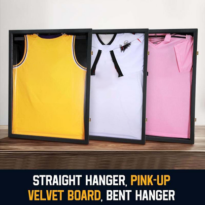 🏆 50% RABATT NU! Trädisplayram för matchtröja med magnetisk dörr – skyddar, framhäver & hyllar dina favorittröjor ⚽🏀