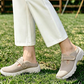 👟 50% RABATT NU! Comfort Lift‑promenadskor för kvinnor – lätta, andningsbara & dämpande – med plattformssula och slip‑on‑design – perfekt för sommar, resor och vardagspromenader ☀️👣