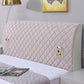 🛏️ 50% RABATT NU! Stretch Polstrad Täcker för Sänggavel – mjuk sammet, extra komfort & enkel installation – förvandla din kalla sänggavel till en mysig tillflyktsort ✨