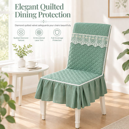🪑 50% RABATT NU! Universellt matstolsskydd med sits och rygg – quiltad plysch, broderade spetsdetaljer och enkel maskintvätt ✨